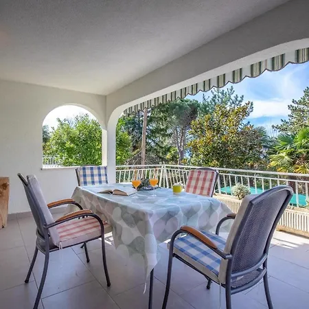 Apartment Fuer 4 Personen Ca 43 Qm In Njivice, Kvarner Bucht Krk Njivice
